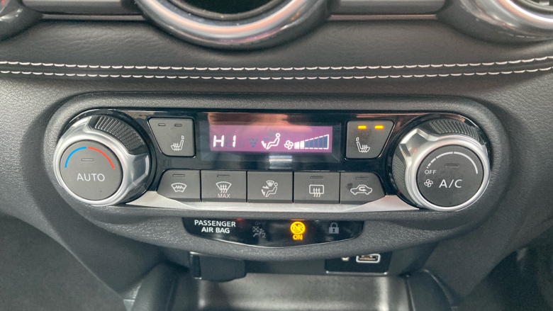 Nissan Juke 1.6 Hybrid Tekna 5dr Auto Hybrid Hatchback